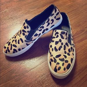 Kenneth Cole Reaction Leopard Print Slip-Ons